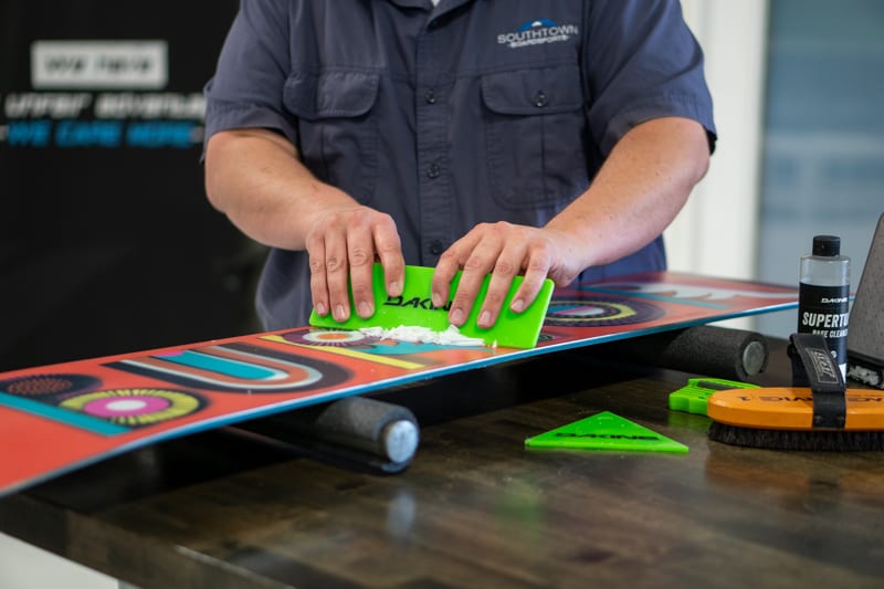 Charlotte, NC: Snowboard Tuning & Maintenance